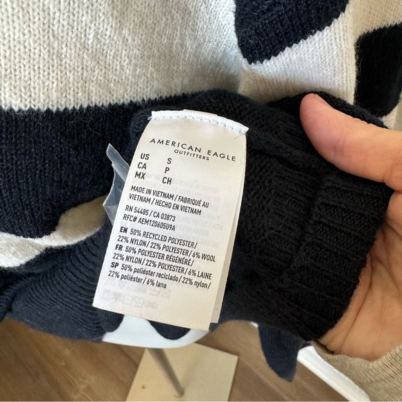 American Eagle NWT Striped Pullover Size Small - Picture 5 of 6